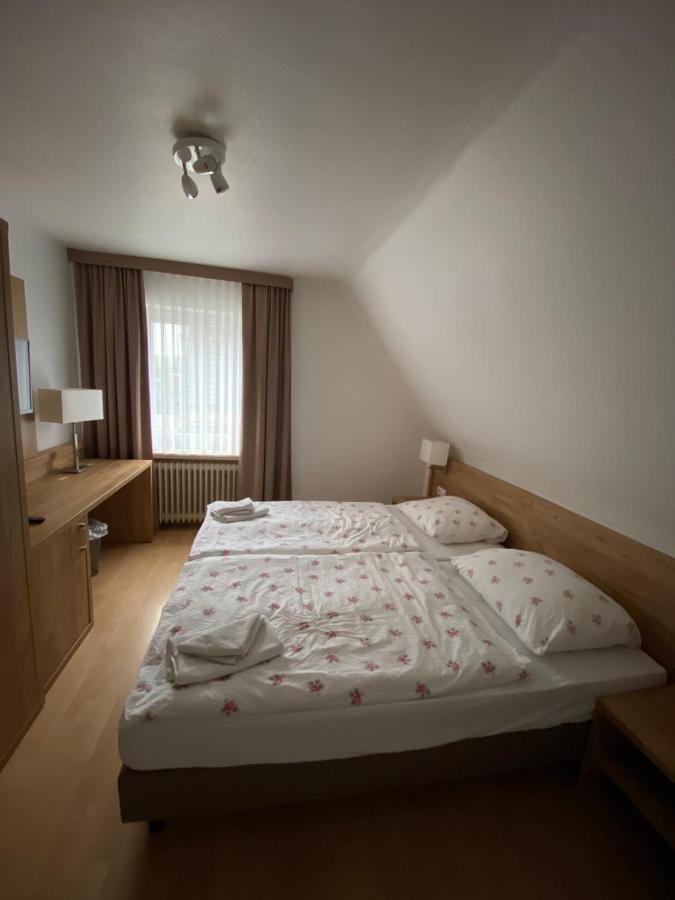 Pension Im Heidort Oyten Exteriör bild