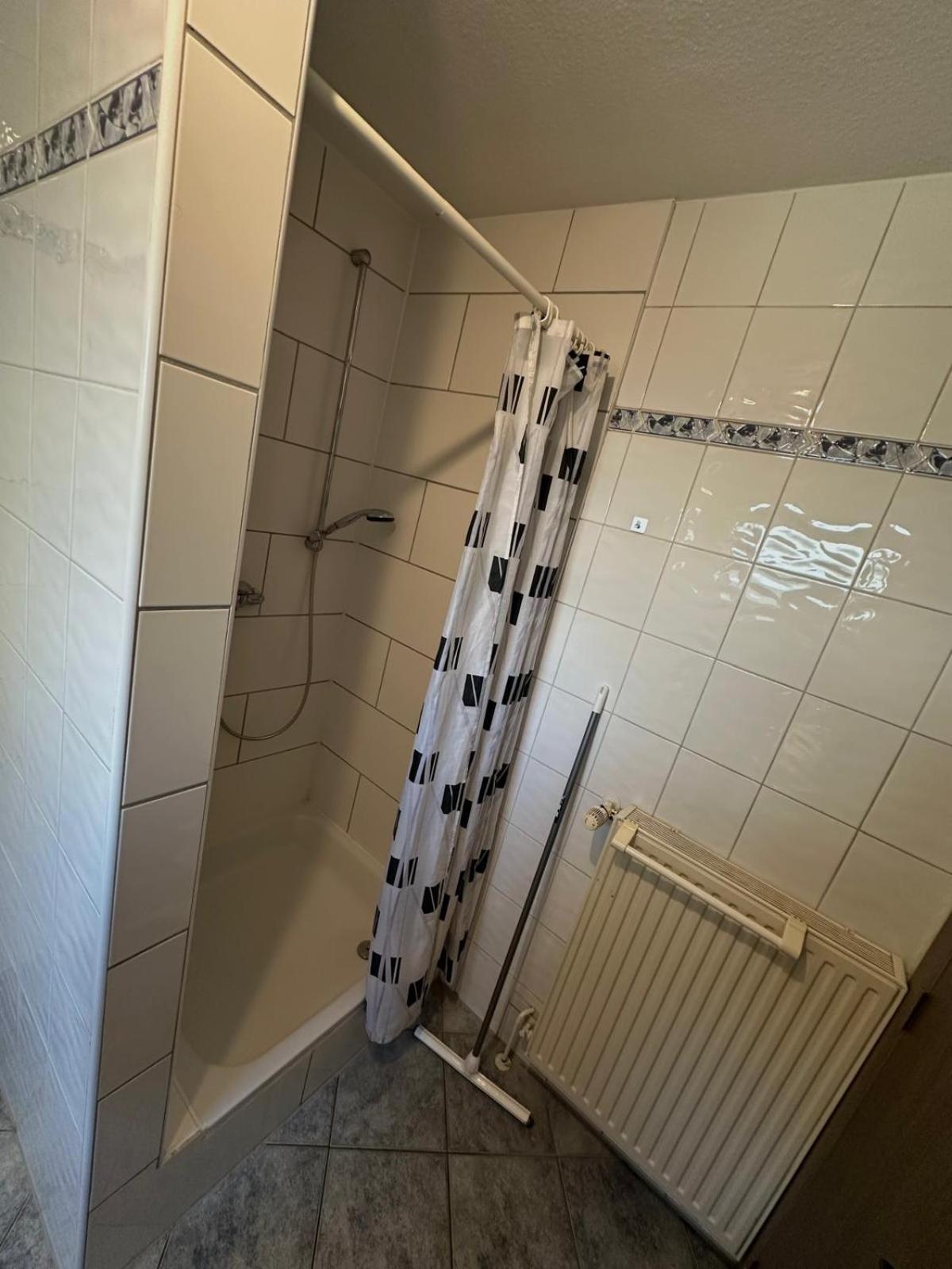 Pension Im Heidort Oyten Exteriör bild