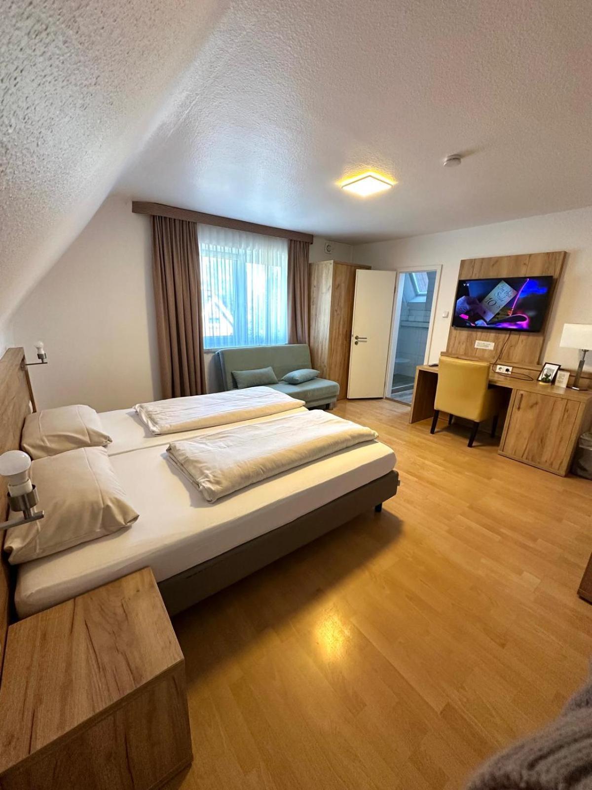 Pension Im Heidort Oyten Exteriör bild